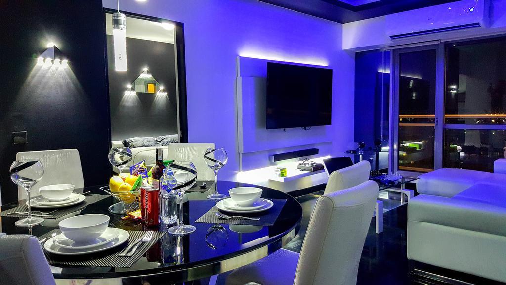 Modern Luxury Lower Penthouse Unit * Manila